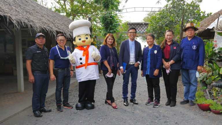 สสส.-ภาคีเครือข่าย เปิดตัว “สมาพันธ์เกษตรกรรมยังยืนปทุมธานี” หนุน ชุมชน-ร้านอาหาร-โรงเรียน ใช้ชีวิตพอเพียง