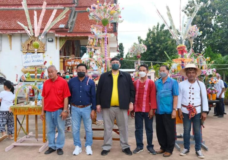 ส.ส.ไผ่ ลิกค์ ร่วมงานประเพณี ‘ตานก๋วยสลาก’ สืบสานประเพณีเก่าแก่ชาวไทยภาคเหนือ