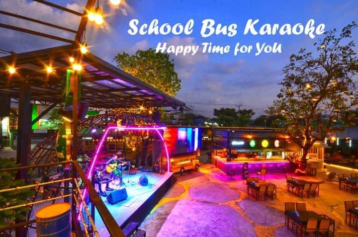 Wow.. ใกล้หนาวนี้.. อิ่มอร่อย ที่ School bus Bistro & Karaoke’ พลิกโฉมใหม่ สุดเฟี้ยว เอาใจ FC สายดนตรี สายกีฬา และครอบครัว ทุกเพศทุกวัยรับปลายฝน ต้นหนาว