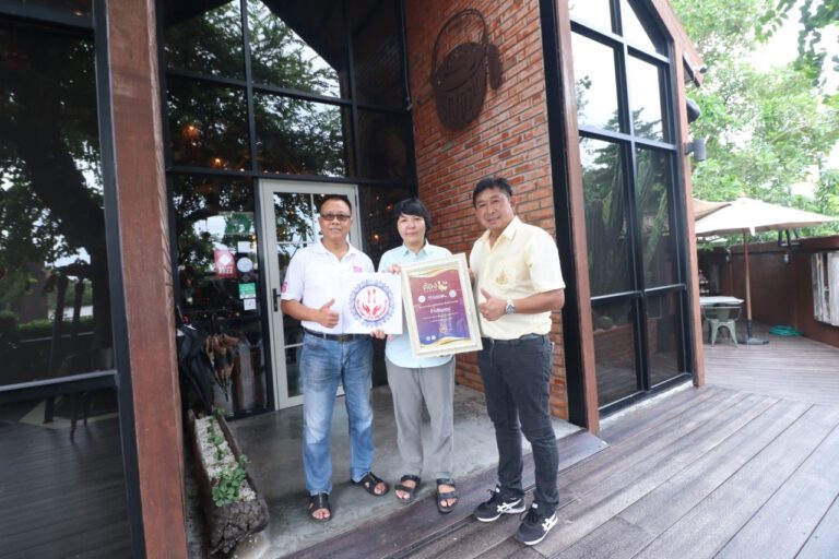 “ต้องชิม” ร้านรัญจวน ชวนให้คิดถึงอัมพวา สมุทรสงคราม การันตีความอร่อย โดย Amazing Thailand และชมรมร้านอาหารสมุทรสงคราม