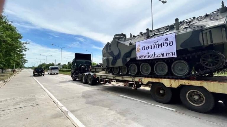 กำลังพลทัพเรือ และหน่วยซีล ถึงพื้นที่อำเภอแม่สาย เร่งเข้าพื้นที่ ลำเลียงผู้ประสบภัย ออกจากพื้นที่เสี่ยงอย่างต่อเนื่องตลอดทั้งคืนที่ผ่านมา