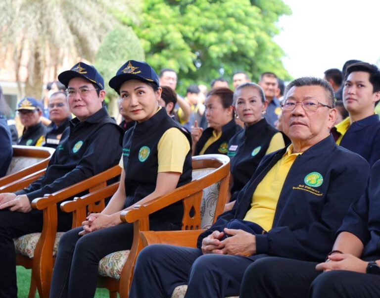 “รมว.นฤมล”ยกทัพกระทรวงเกษตรฯ ลงพื้นที่ จ.เพชรบุรี ติดตามสถานการณ์น้ำ เผยข่าวดี เมืองเพชรไม่ท่วมไม่แล้งแน่นอน แต่ยืนยัน ไม่ประมาทมีแผนรองรับทุกสถานการณ์